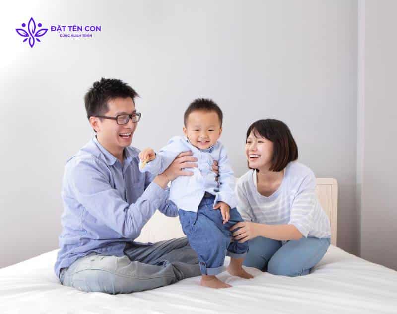Gợi ý đặt tên cho con trai 2024 tương sinh hợp tuổi bốmẹ