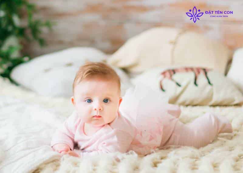 Gợi ý tên tiếng anh ở nhà cho bé gái