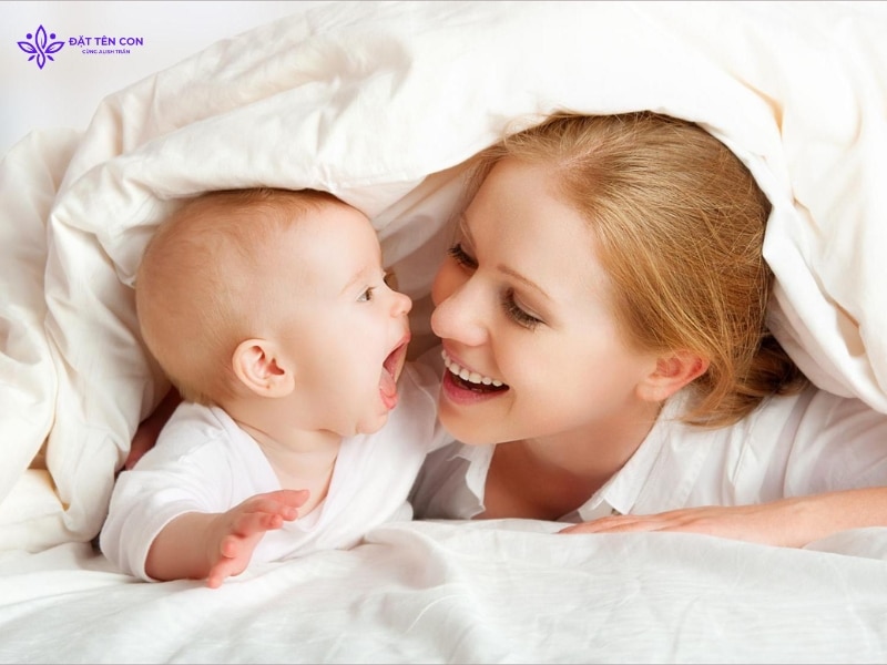 Những tên bé gái đẹp thể hiện sự nữ tính, dịu dàng